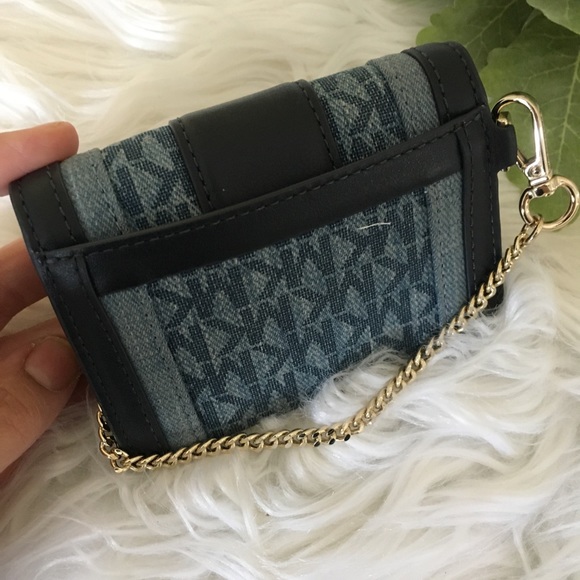 Michael Kors Whitney small coin carryall wallet - Picture 4 of 8